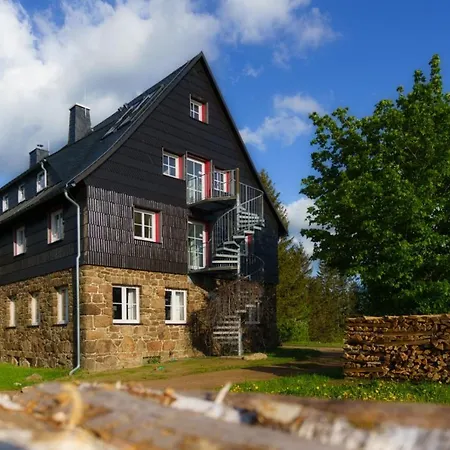 Berghaus Falkenhorst * Altenberg (Erzgebirge)