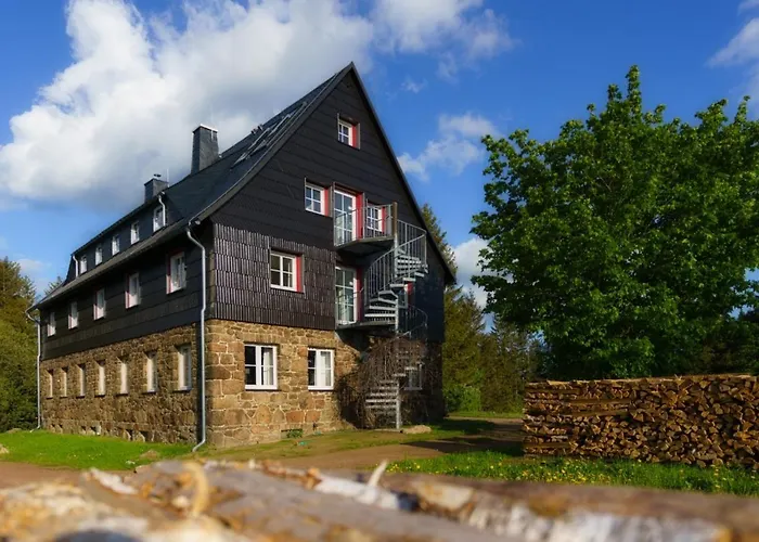 Berghaus Falkenhorst * Altenberg (Osterzgebirge)